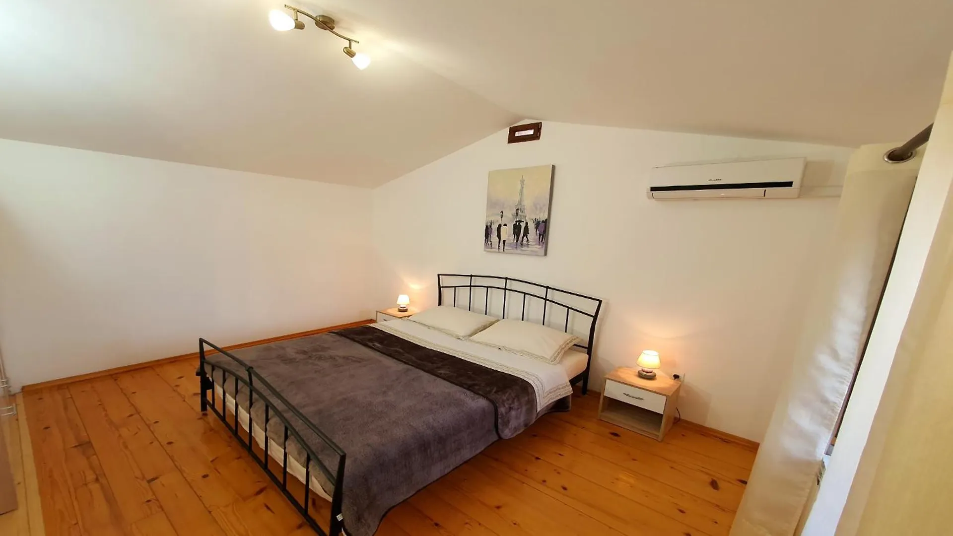 Villa Dina Tar-Vabriga 0*,  Croatia