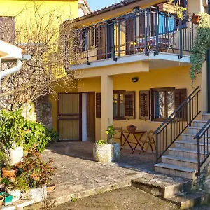 Apartment Redenta, Tar-Vabriga